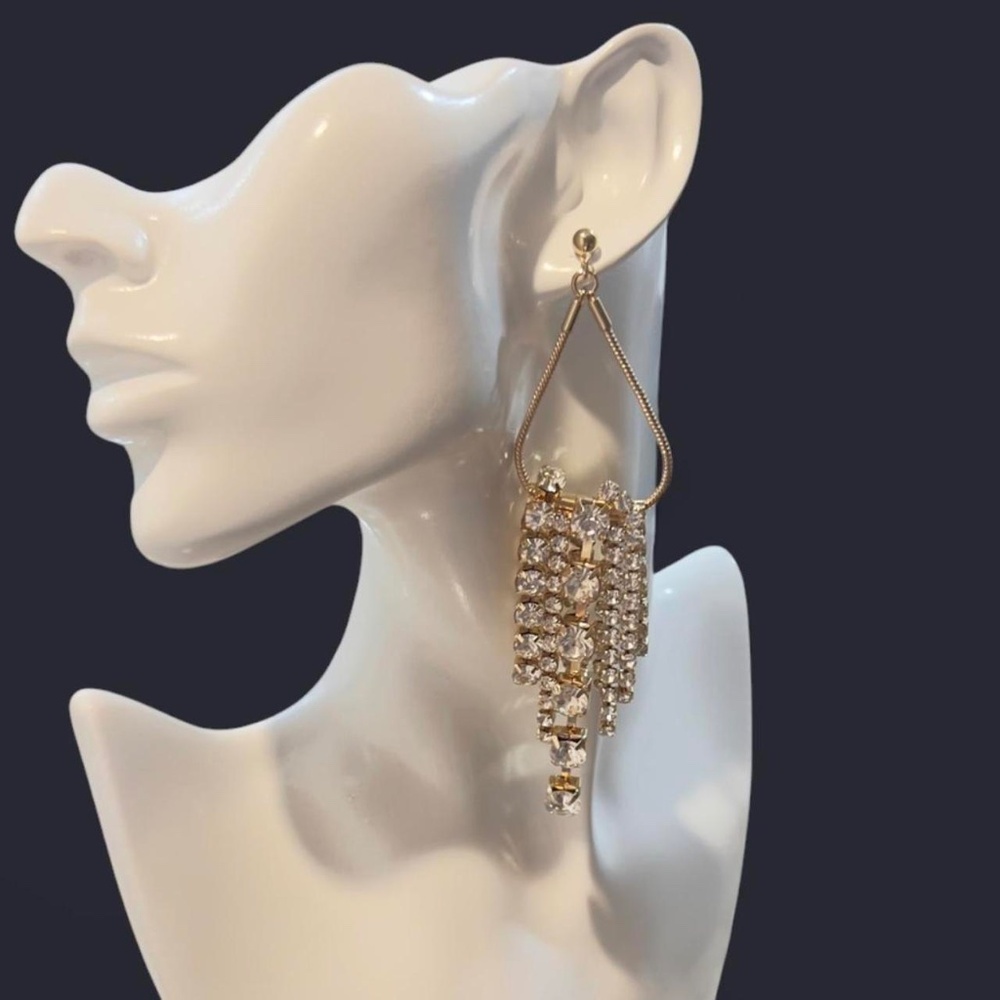Crystal Stone Fringe Drop Earrings - Picture 1 of 1